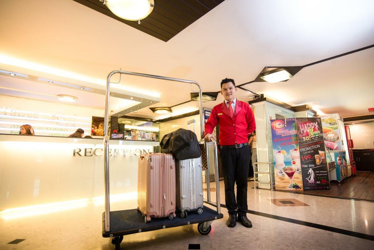 Vabua Asotel Bangkok Buitenkant foto